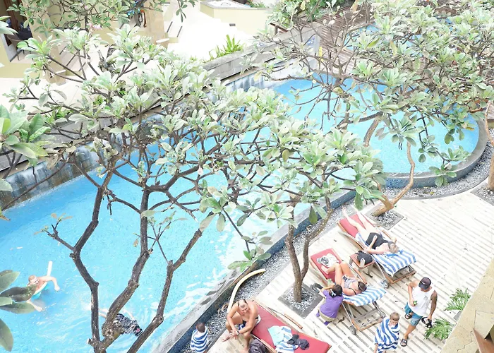 Tribe Bali 4* レギャン