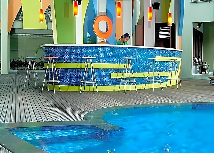Tribe Bali Hotel Legian