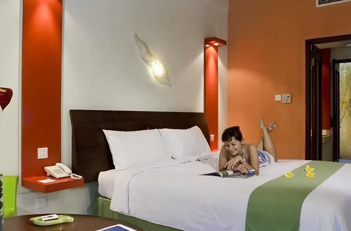 Tribe Bali 4*